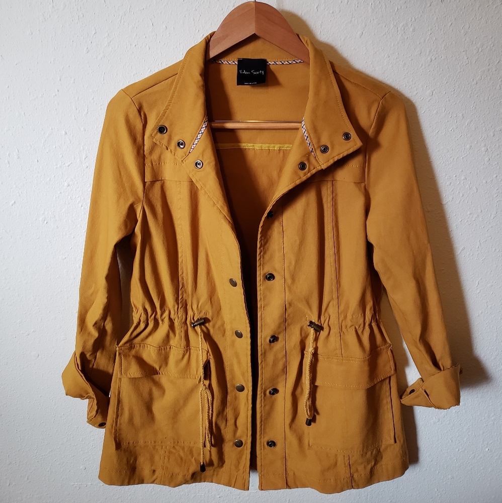 Mustard yellow lightweight jacket